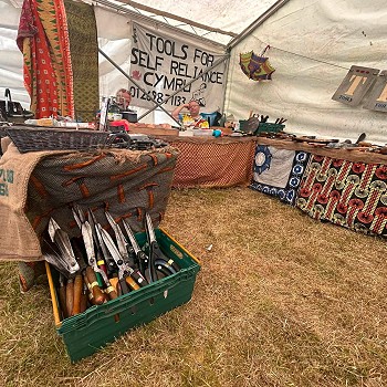 Stand o hen offer garddio